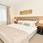 Ξενοδοχείο Art Plaza 4*