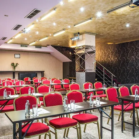 Art Plaza Hotel 4*