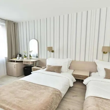 Art Plaza Hotell