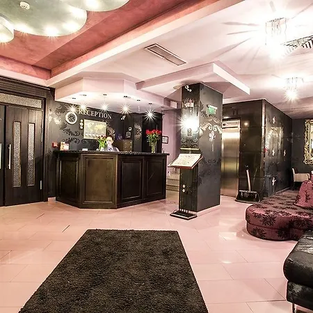 Hotel Art Plaza